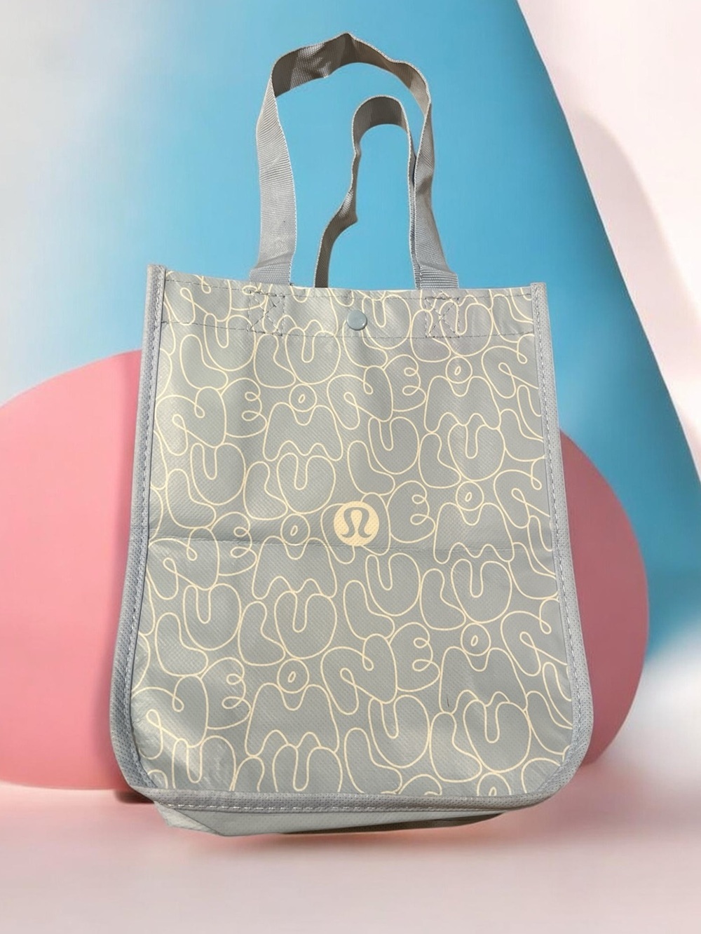 lululemon athletica Baby Blue Tote with Cream Abstract Print reusable small